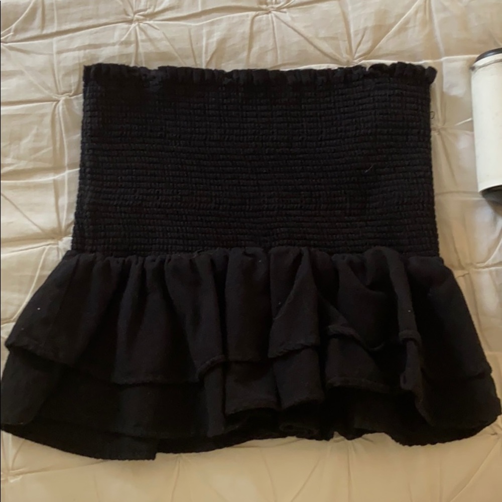 Really cute black shirt